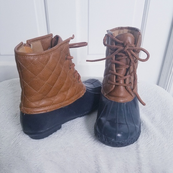 poshmark duck boots
